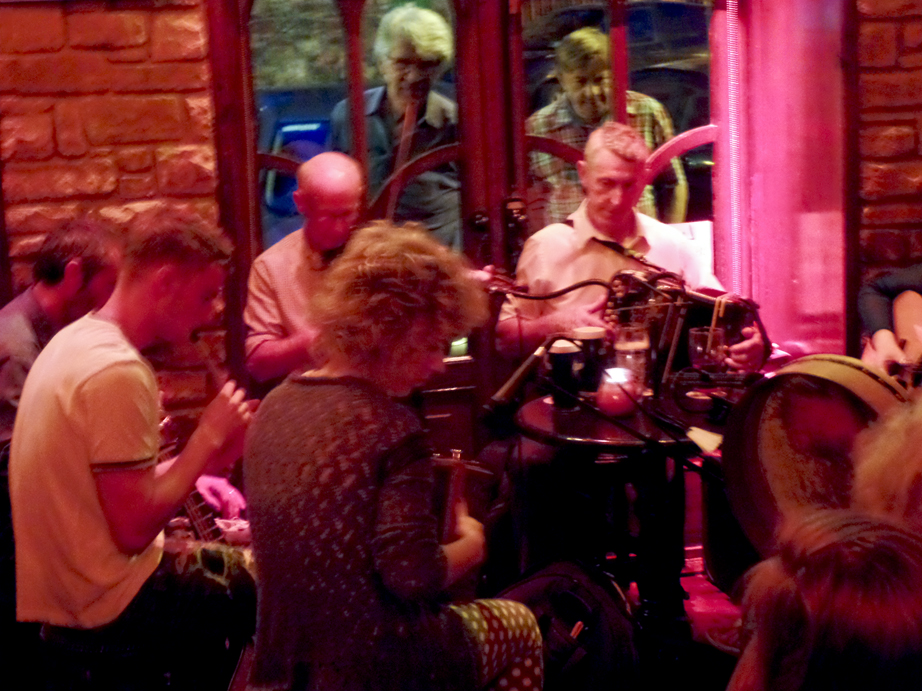 Seisiun at Sheehan's